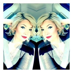 Meet your Posher, Jillian