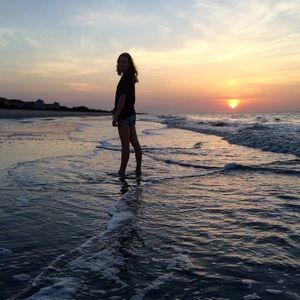 Meet your Posher, Hope