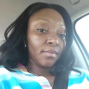 Meet your Posher, Cassandra