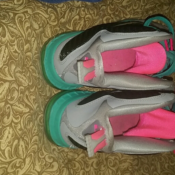 Labron James - Picture 3 of 4