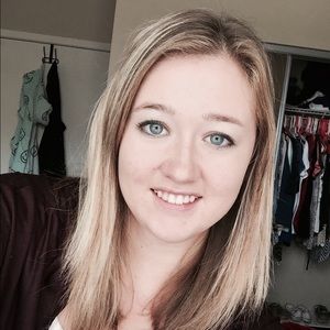 Meet your Posher, Brooke