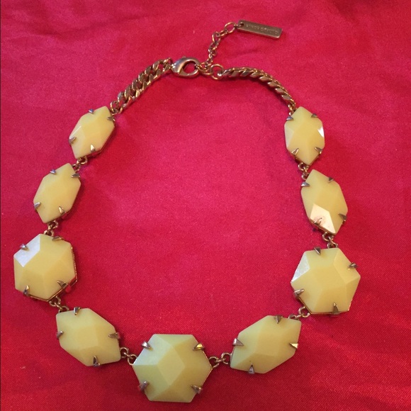 Yellow stoned statement piece - Picture 1 of 2