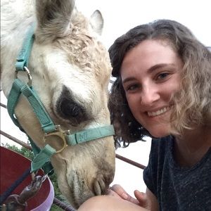 Meet your Posher, Vanessa