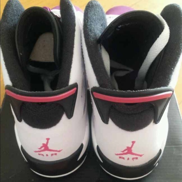 Grape 6s - Picture 2 of 4