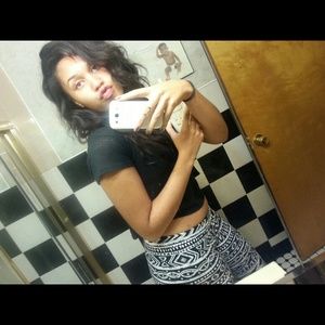 Meet your Posher, Corina