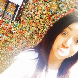 Meet your Posher, Norma