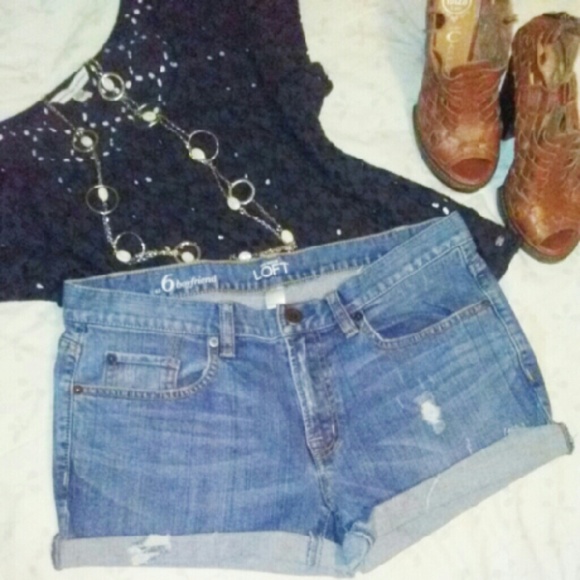 LOFT Pants - 🌸Loft cut-offs