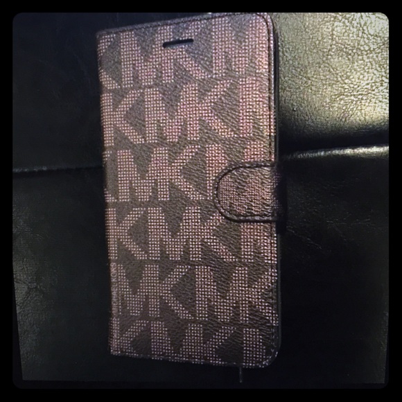 Michael Kors Accessories - MK iPhone 6 phone case