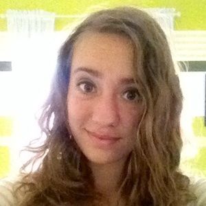 Meet your Posher, Rebecca