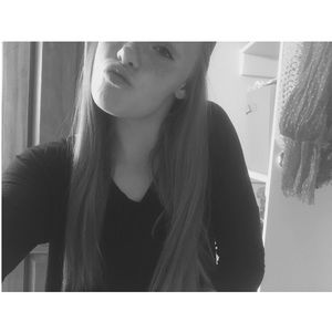 Meet your Posher, Ellie