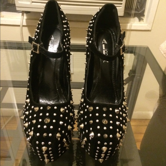 Alba Heel-less Spiked Platforms