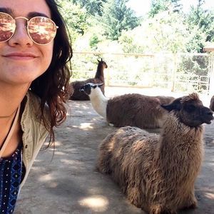 Meet your Posher, Jaclyn