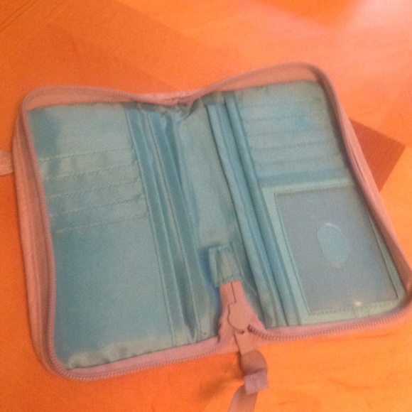 Thirty-one soft wallet