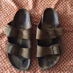 Tan classic Birkenstock size 39