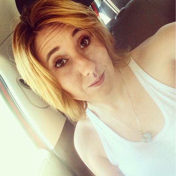 Meet your Posher, Erin