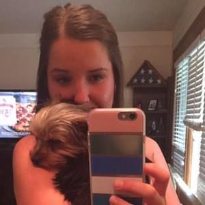 Meet your Posher, Casey