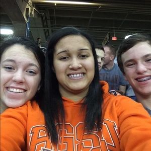 Meet your Posher, Chandlee