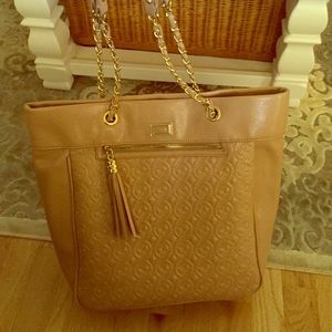 Beige Handbag With Gold Hardware