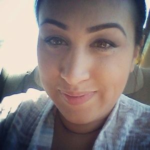 Meet your Posher, Marissa