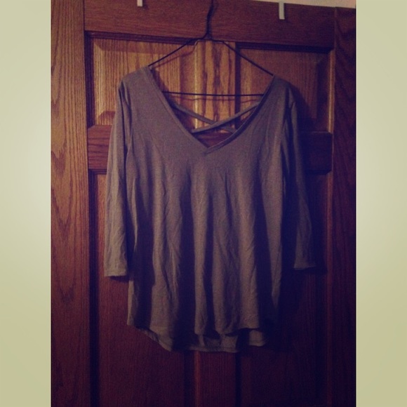 3/4 sleeve top with criss cross back