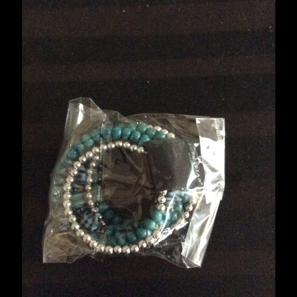 Blue set of bracelets - Picture 1 of 2