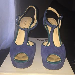 Aldo color block heels blue and turquoise size 6