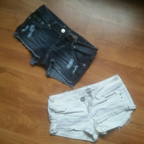 2 Hipster beach shorts