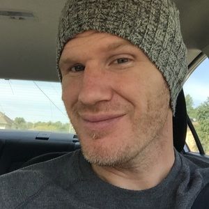 Meet your Posher, Joshua