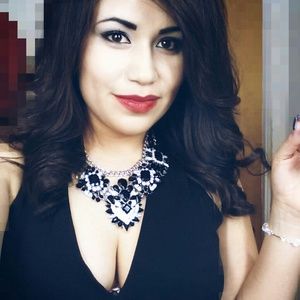 Meet your Posher, Iracema