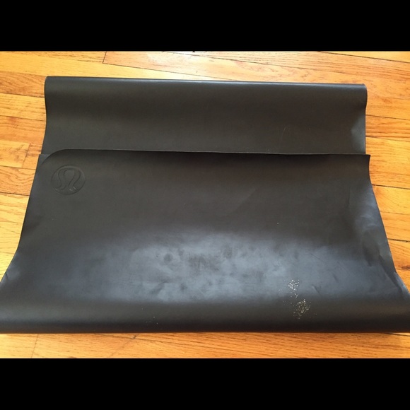 lululemon un mat