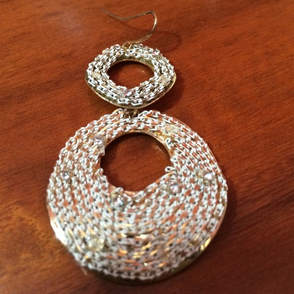 Gold and White Dangle Earrings - Picture 3 of 3