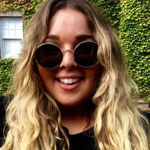 Meet your Posher, Cory