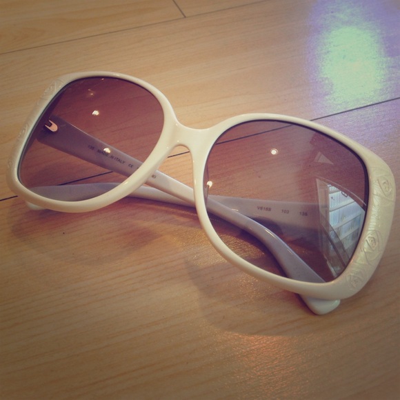 Classic Valentino Rectangular sunglasses authentic