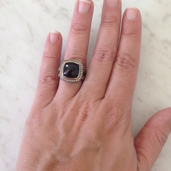David Yurman black onyx ring. - Picture 2 of 3