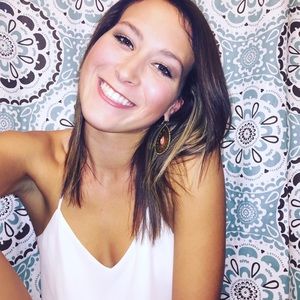 Meet your Posher, Haley