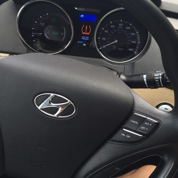 Meet your Posher, Daniel - Picture 1 of 1