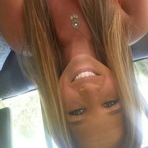 Meet your Posher, Brooke