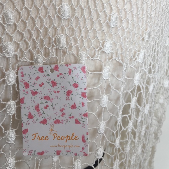NEVER BEEN WORN Free People Crochet Top - Picture 3 of 4