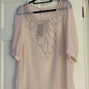 Pretty top