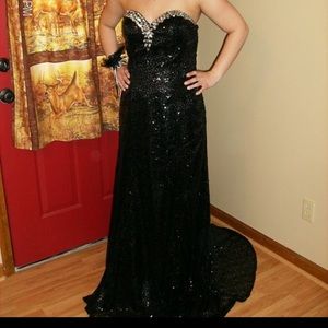 Size 6 formal dress