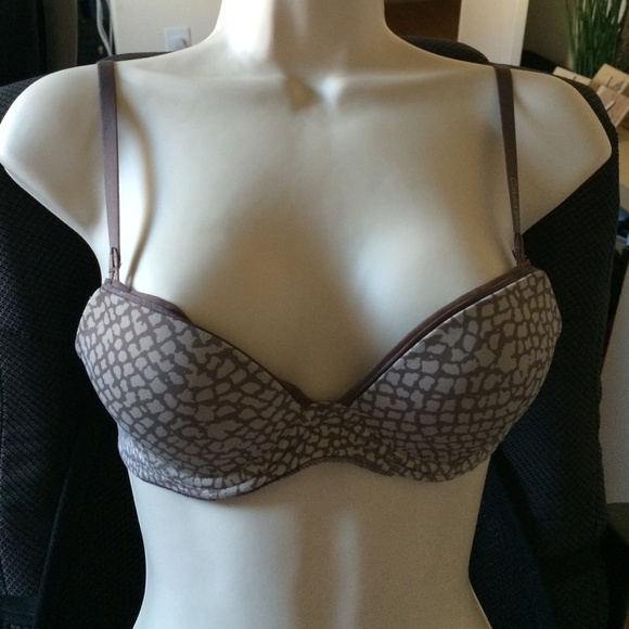 Calvin Klein gray leopard bra. 32A. Push-up Padded