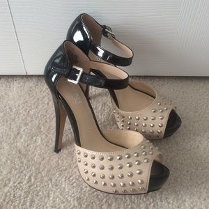 Rock and Republic tan and black high heels size 6