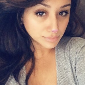 Meet your Posher, Suzanne