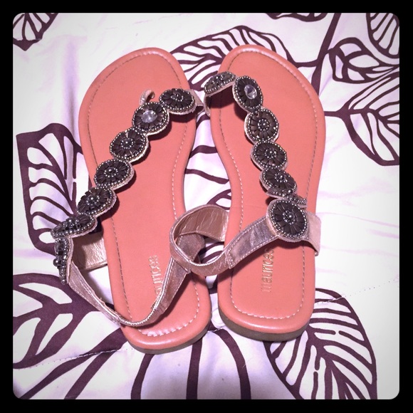 Maurice's sandals