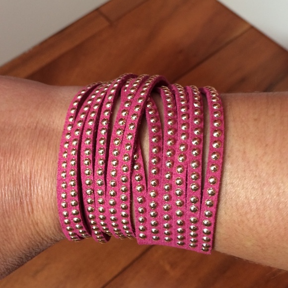 Saro Jewelry - SOLD Fuchsia Wrap and Snap Bracelet