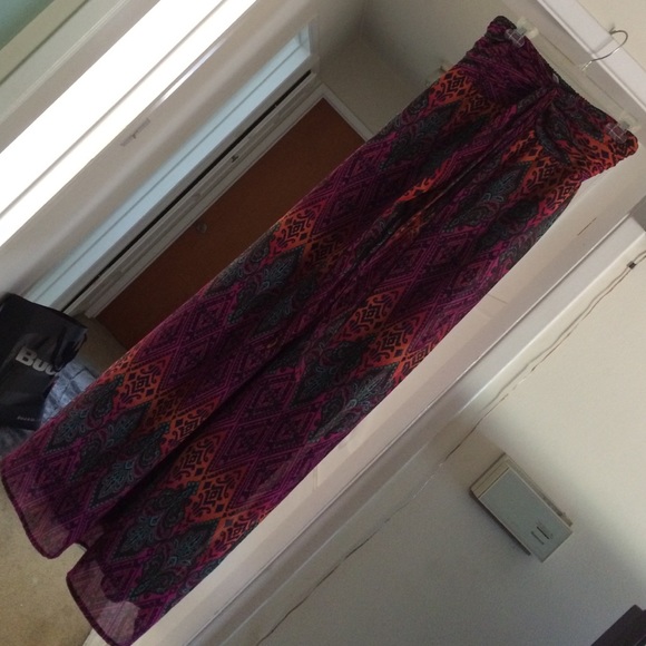 Maxi dress - Picture 1 of 3