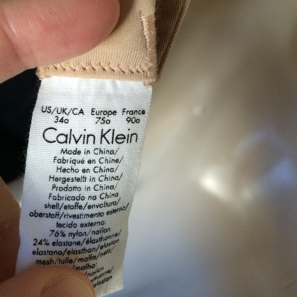 Calvin Klein 34A padded bra. Beige creamy - Picture 4 of 4