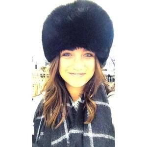 Meet your Posher, Lanise