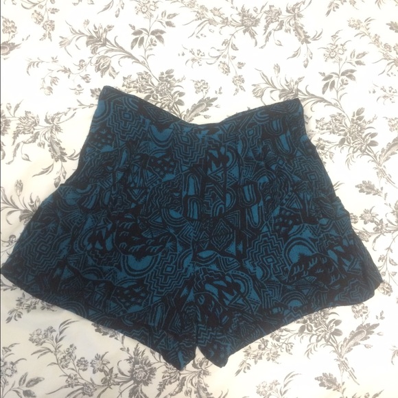 Flowy shorts