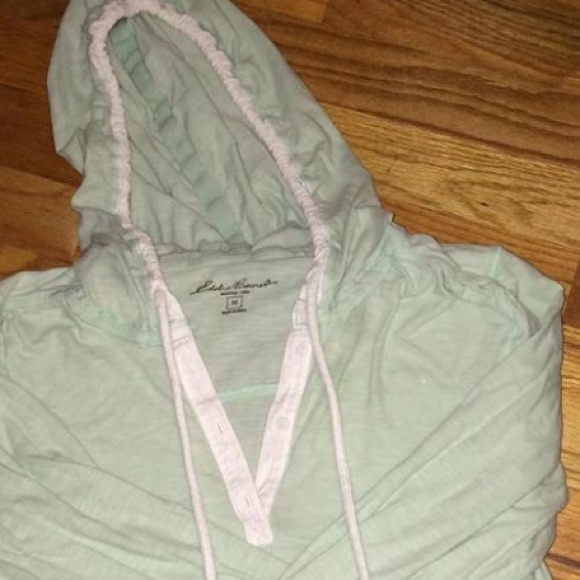 **PRICE DROP** Long sleeve "light weight" hoodie - Picture 4 of 4